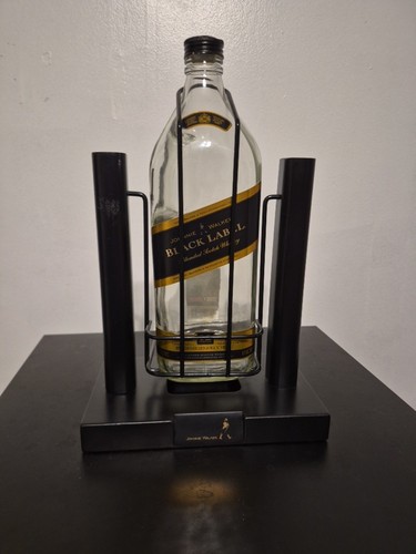 Johnnie walker black - johnnie,
