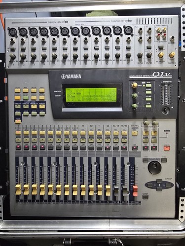 Yamaha 01v channel digital - yamaha,