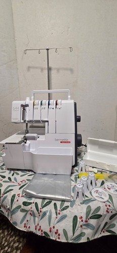 Bernette b44 funlock - b44, overlock