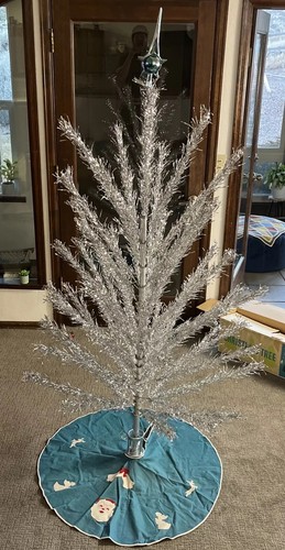 Vtg aluminum christmas tree - vtg,