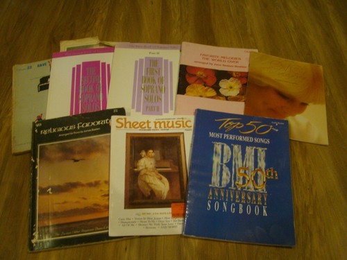 Set vintage piano music - of, 8