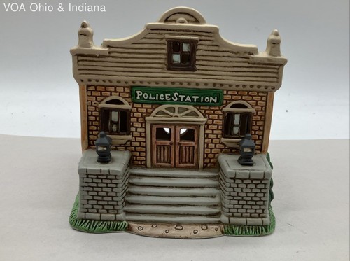 Lefton colonial village police - village,