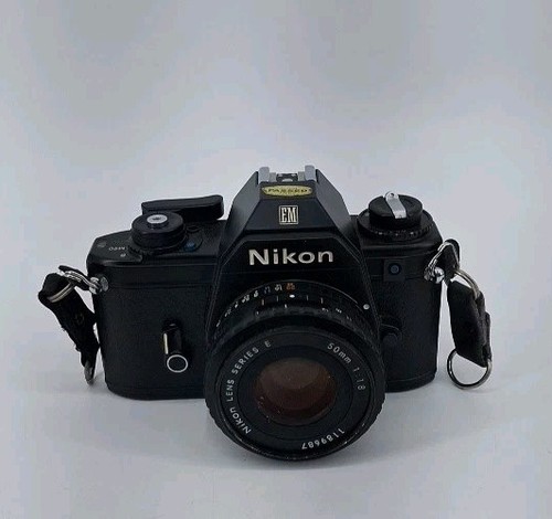 Nikon 35mm slr - 35mm, camera