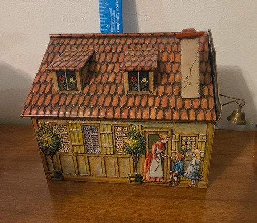 Vtg gingerbread cookie tin - gingerbread,