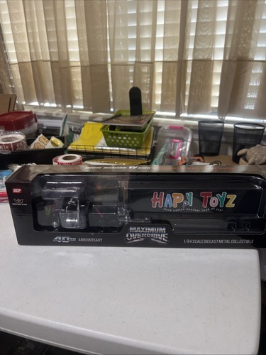Dcp happy toyz truck - 1/64, new