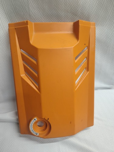 Genuine parts right side panel - genuine,