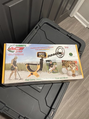 New box garrett - in, ace