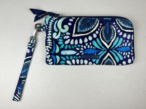 Vera bradley rfid tech - vera,