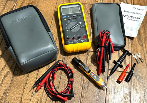 Fluke rms multimeter - 87,