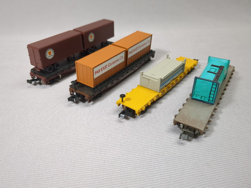 Scale four flat cars - , with