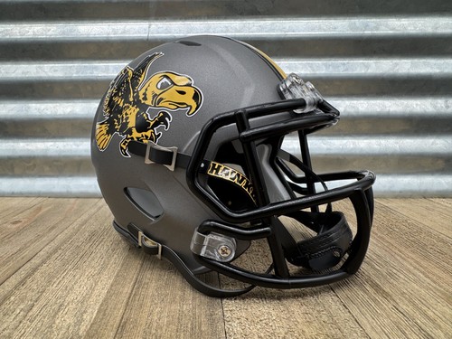 Iowa hawkeyes - 15),