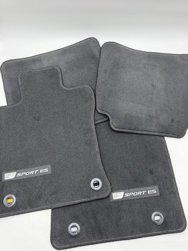 Lexus factory sport - f, floor