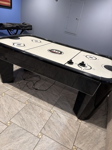 Air hockey table taking - air, table—taking
