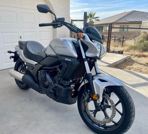 2016 honda ctx700 - honda,