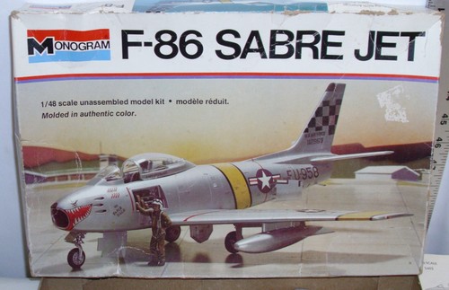 Monogram sabre fighter - f-86,