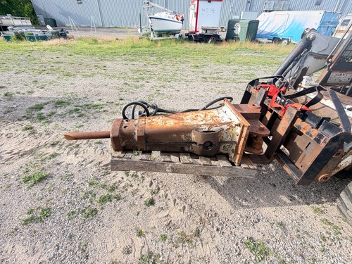 Large excavator concrete - large,
