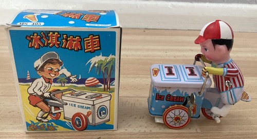 Vintage clockwork ice - vintage, cream