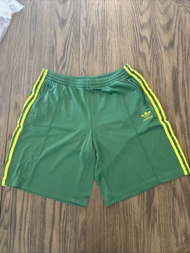 Vtg y2k 90s adidas shorts - 90s,