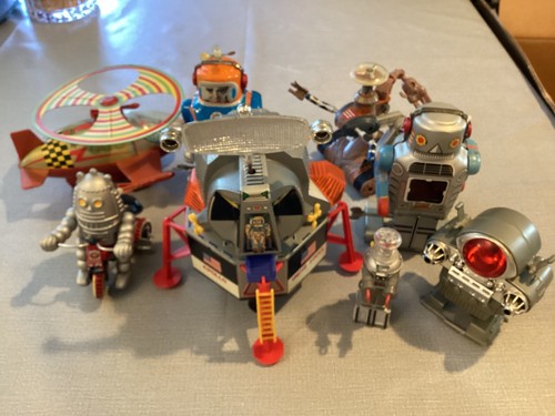 Vintage tin robot and - and, apollo