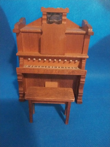Shackman doll house - doll,