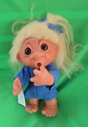 Vintage 1977 thumb - sucker-, 9"
