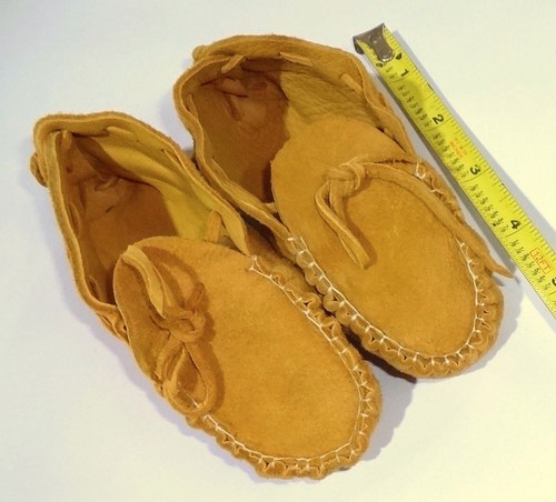 Small pair deerskin leather - of,