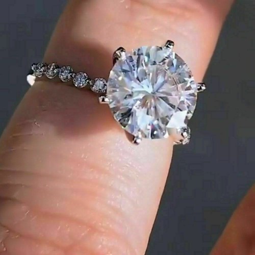 5ct round cut white - 2.5ct,