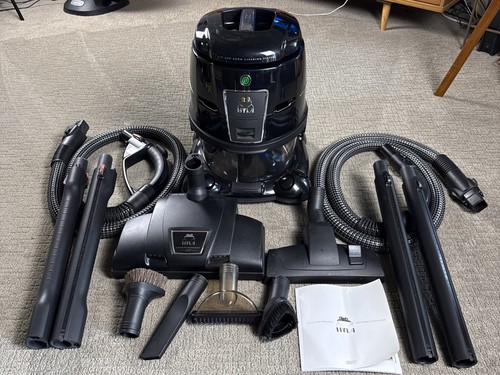 Hyla est vacuum - vacuum, air