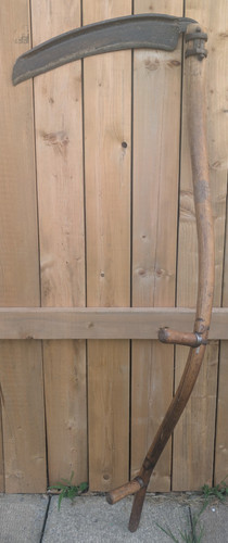 Vintage hay scythe long - 56",