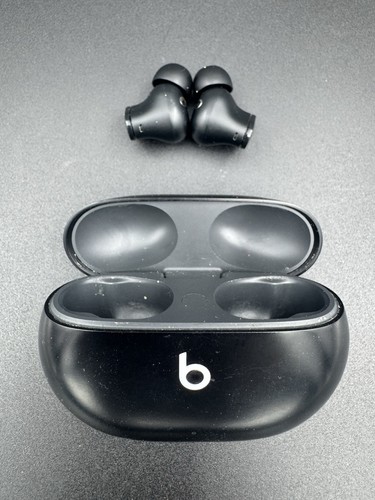 Beats dre studio - by,