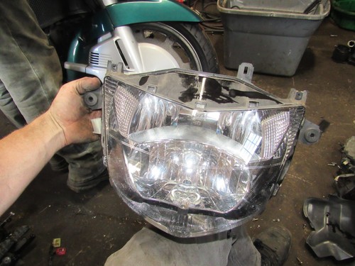 2010 honda nt700 - v, headlight
