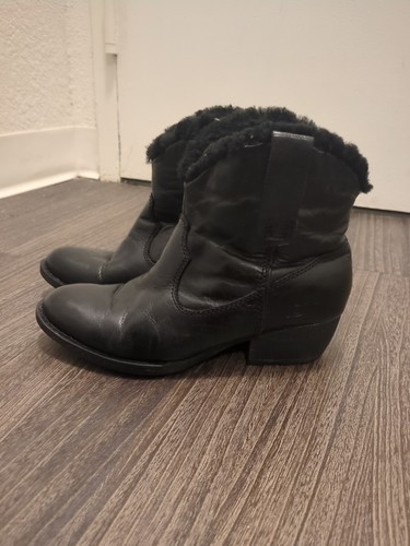 Born shearling lined black - shearling,