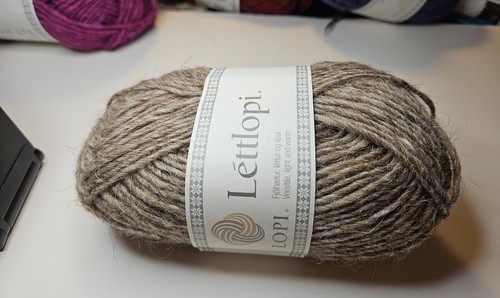Lettlopi wool yarn new - yarn,,