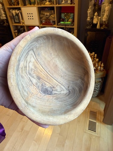 Hand turned wood bowl in - wood,