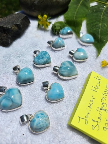 Lot larimar and - of,