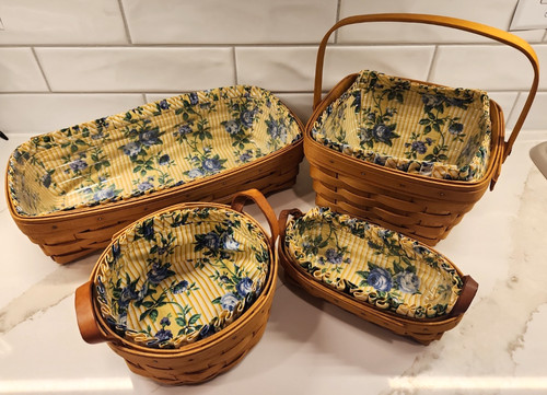 Longaberger baskets lot - of, 4-