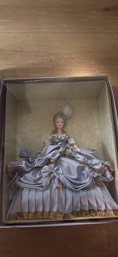 2003 marie antoinette barbie - 2003,
