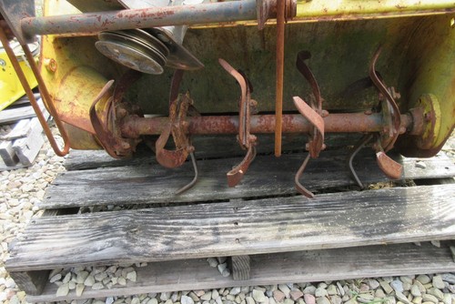 John deere m02682 - john,