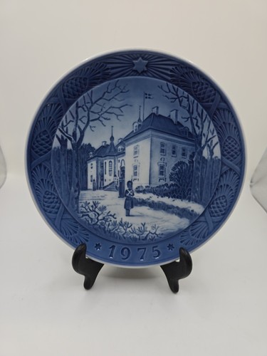 Royal copenhagen blue - copenhagen, white