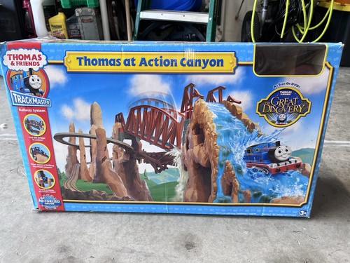 Trackmaster thomas and friends - thomas,