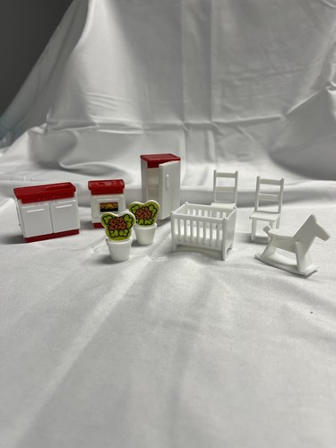 Vintage small doll crib - crib, chairs