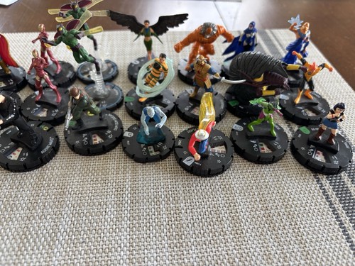 Heroclix mixed lot with - heroclix,