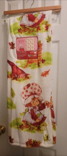 Strawberry shortcake fall - strawberry,