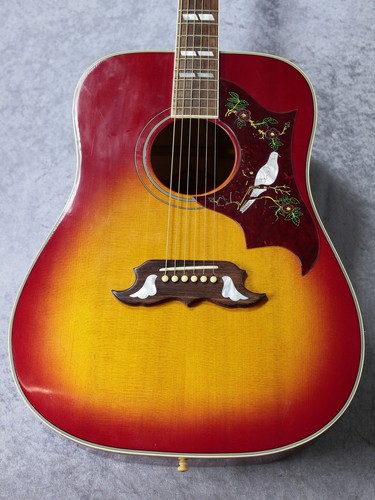Gibson dove used tested - dove,