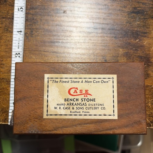 Vintage case bench - case,
