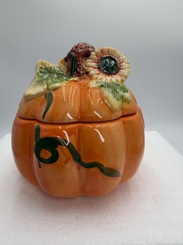 Royal norfolk halloween - royal,