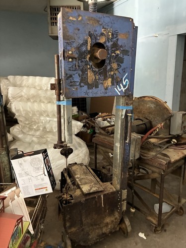 Large bandsaw inch - bandsaw, throat