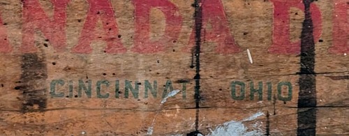 Wooden crate meta trim - meta,