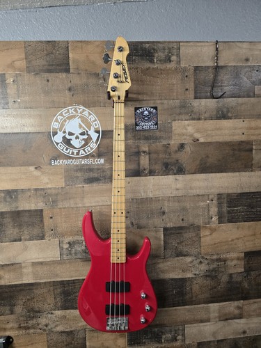 Peavey foundation bass - peavey,