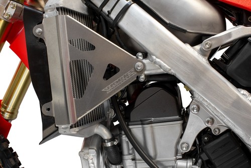 Works connection radiator - works,